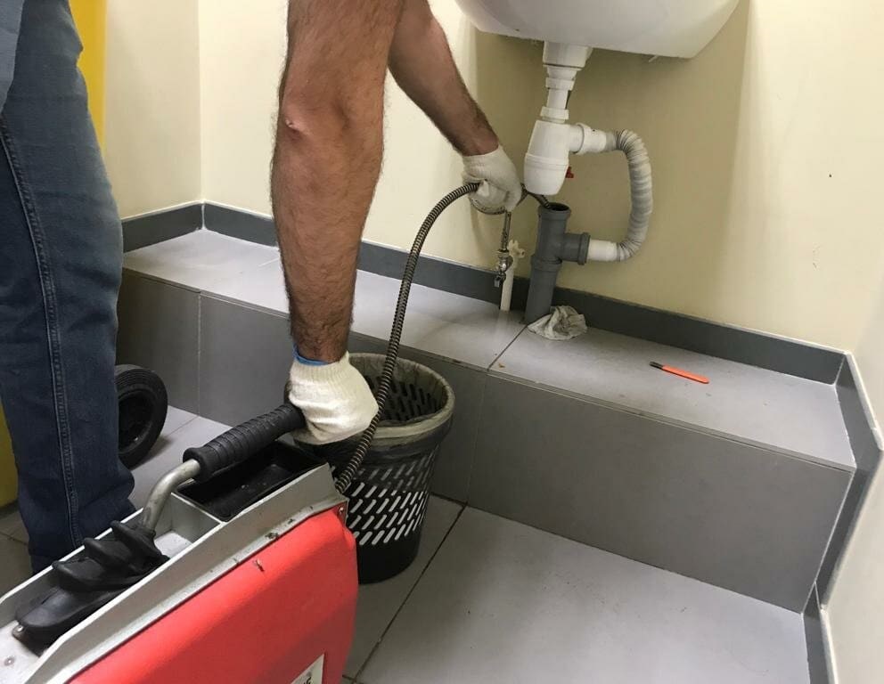 Lavabo Tıkanıklığı Tıkanıklığı Açma Hizmeti 